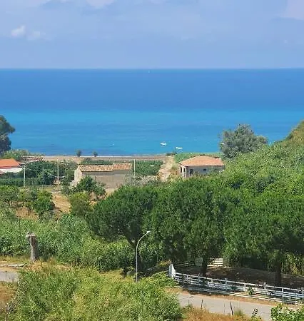 Konukevi Casolare Al Porto 5*