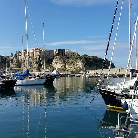 Casa de hóspedes Casolare Al Porto Tropea
